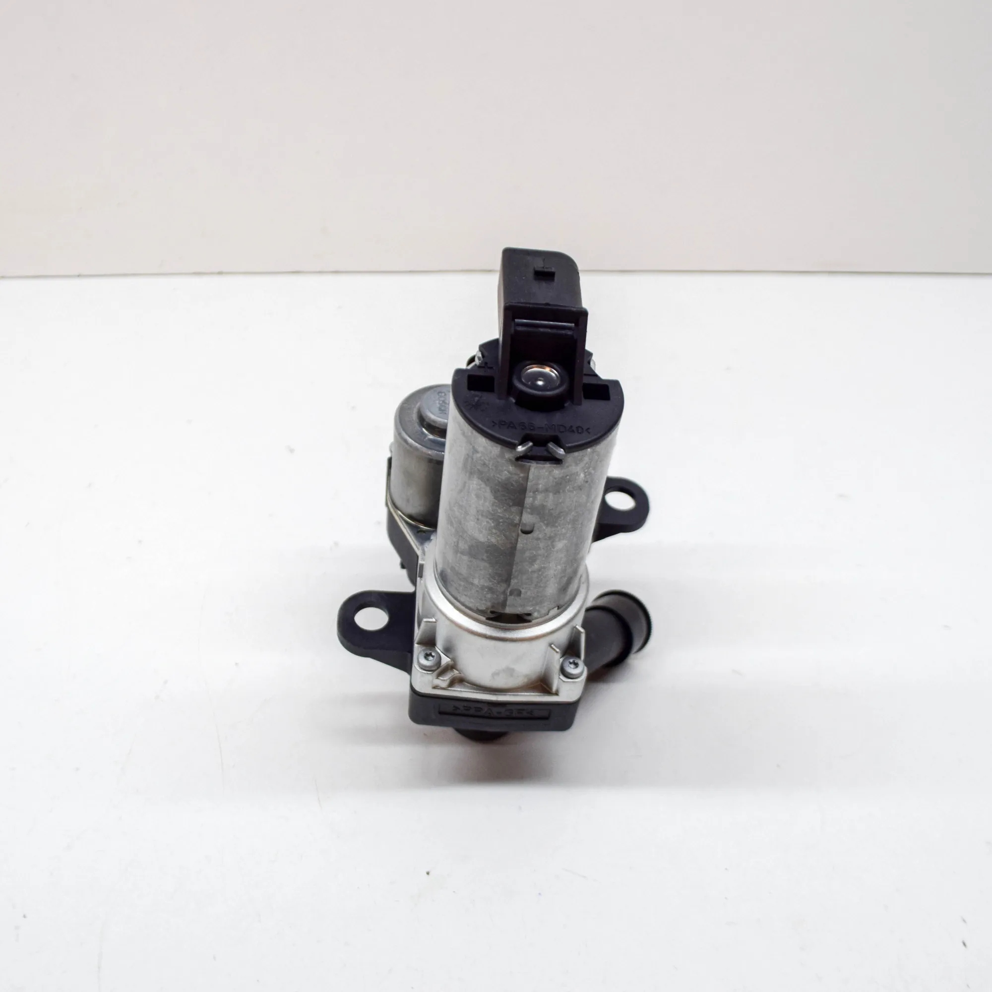 Électrovanne d'eau MB S W220 A2208300284 image 7