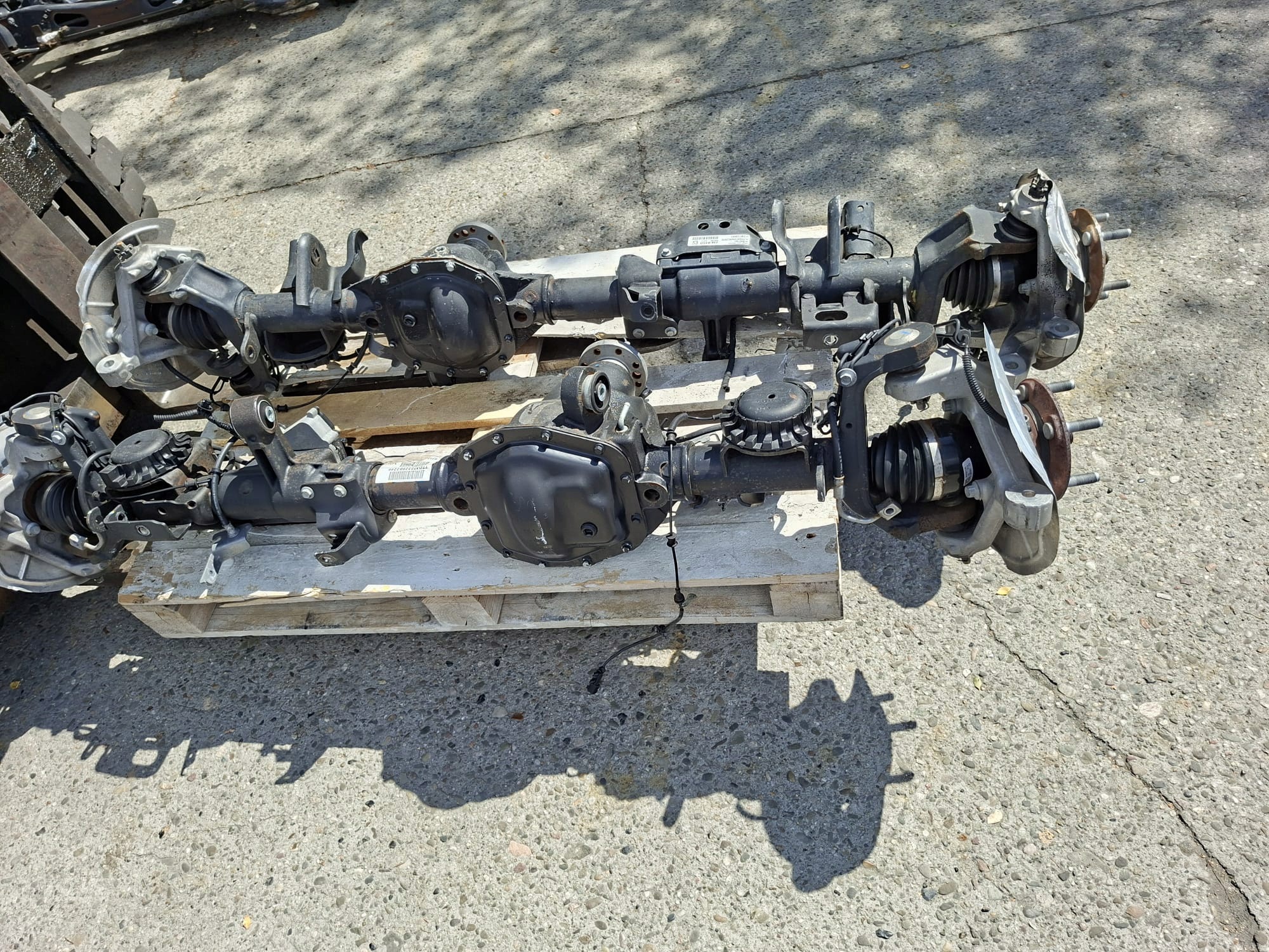 Etusilta Jeep Wrangler JL 210 68294369AL image 4