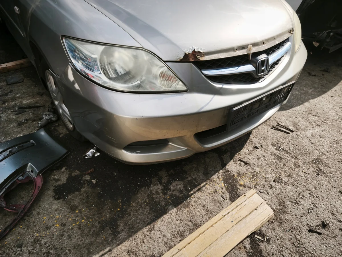 Pare-chocs avant Honda City YR-528M image 3