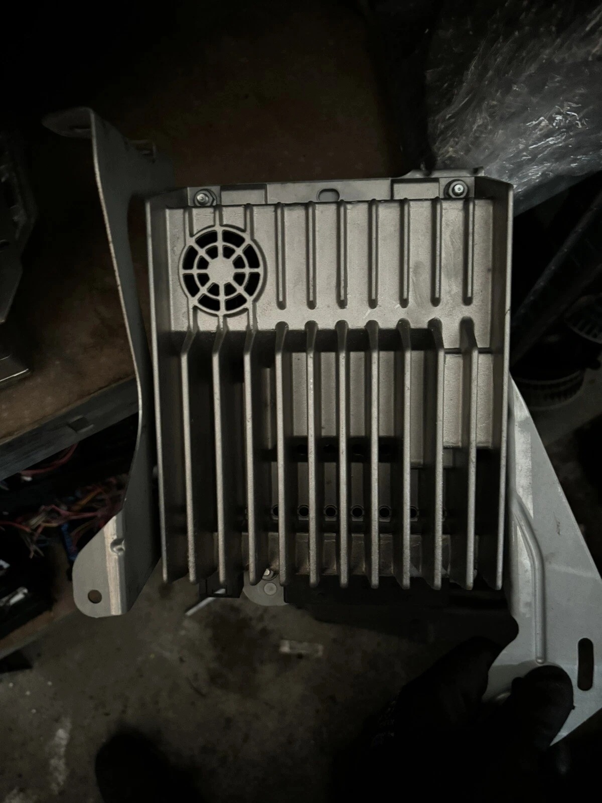 Mercedes C-Class W204 Amplifier A2048700394