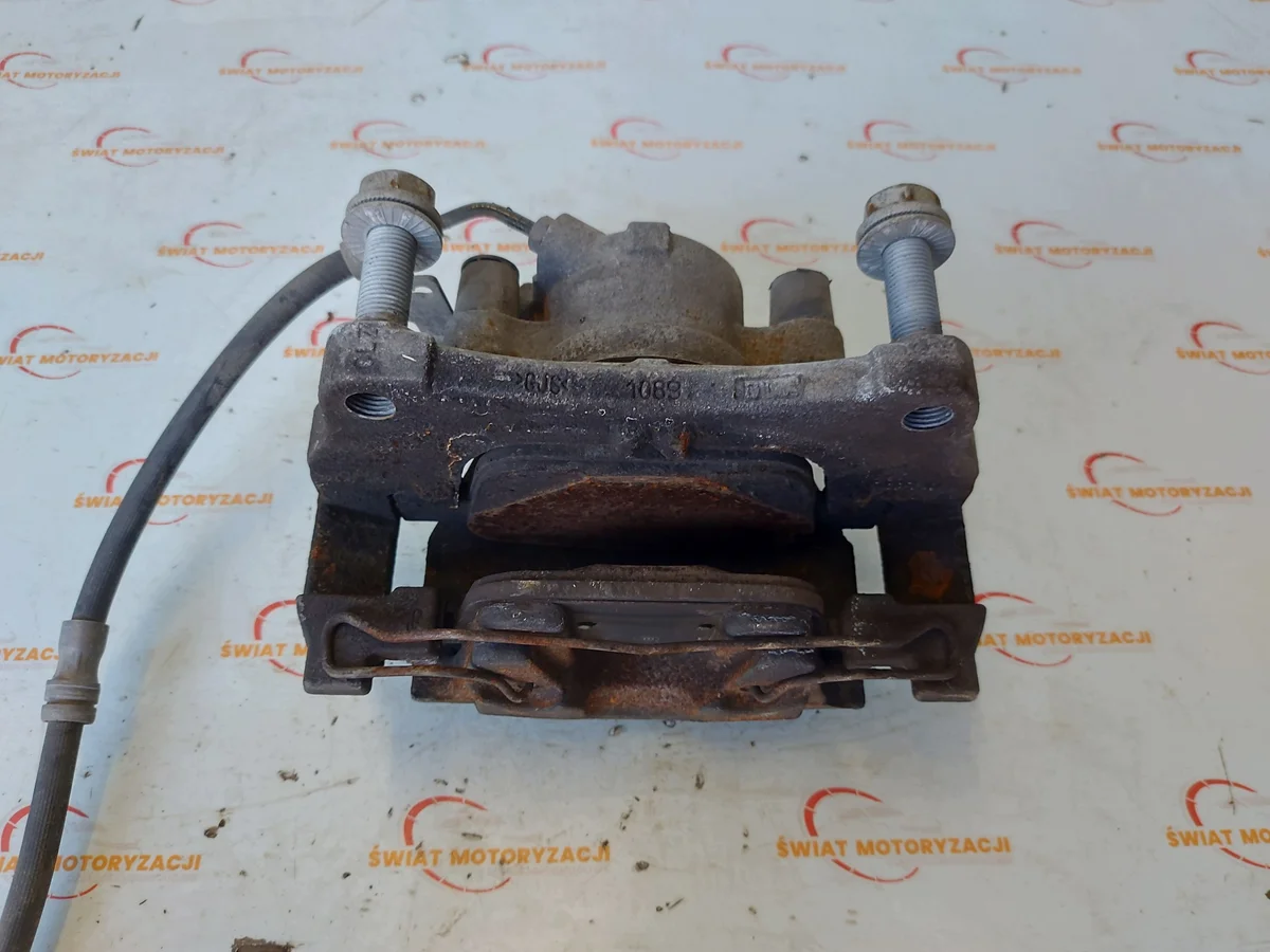 Audi A4 B9 etujarrusatula oikea 8W06FJ image 7