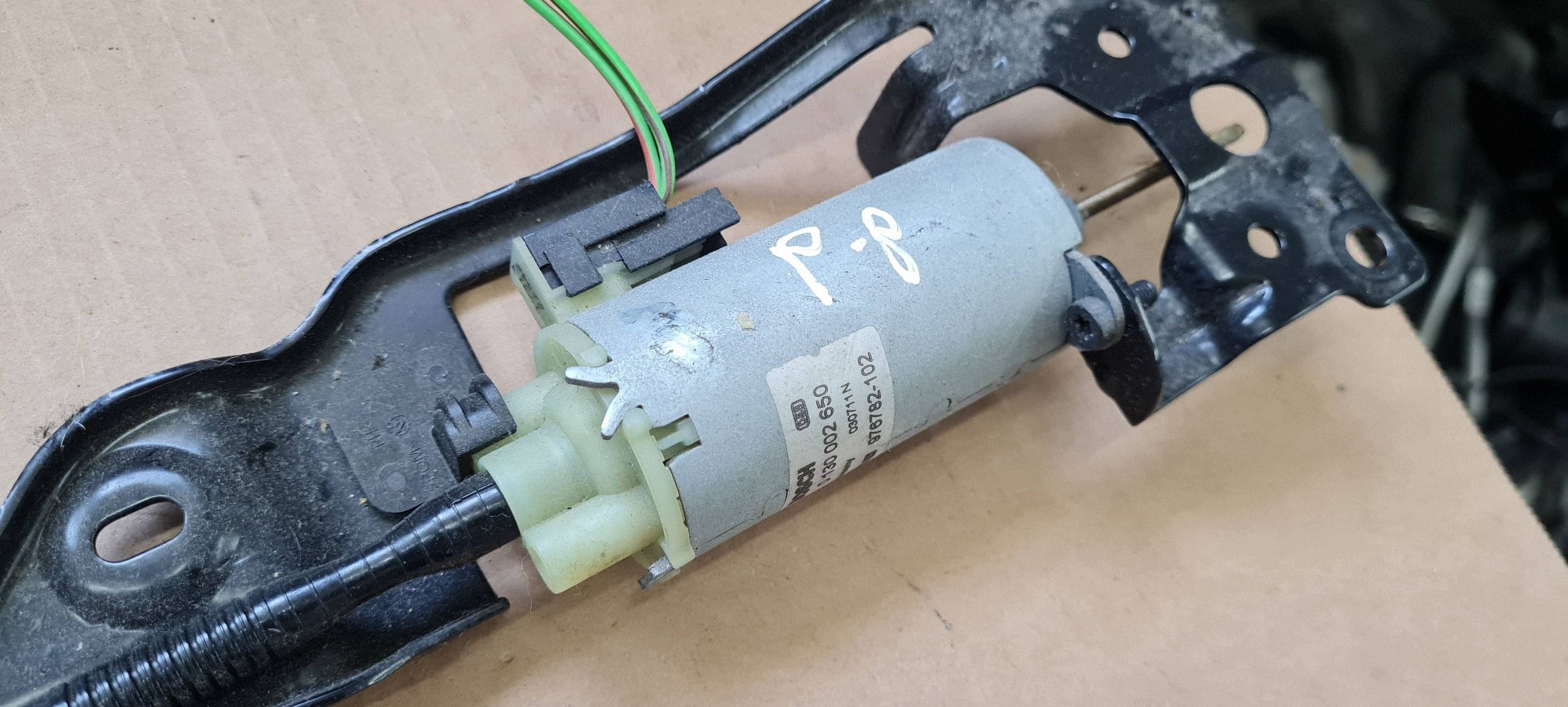 Moteur de siège droit A7 4G 976782102IND110 image 7