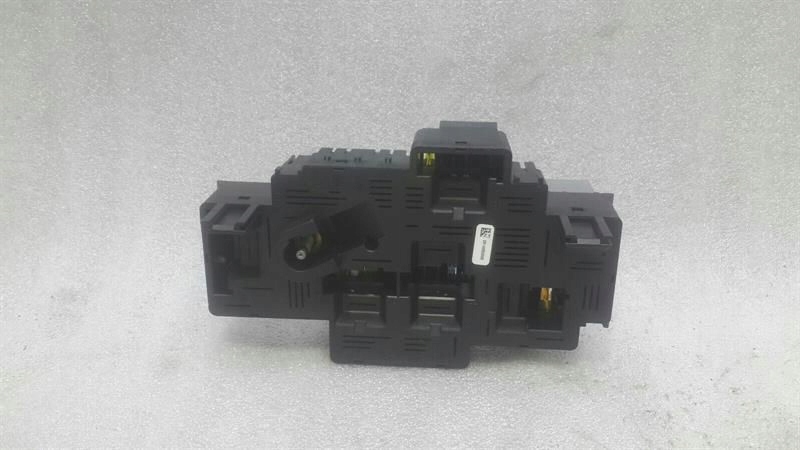 Mercedes E Class W238 Fusibile A2139062202 image 3