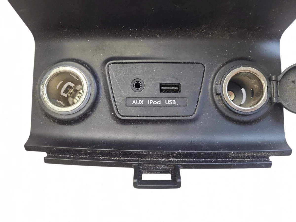 Hyundai OE 84622-2Y000 Usado image 7