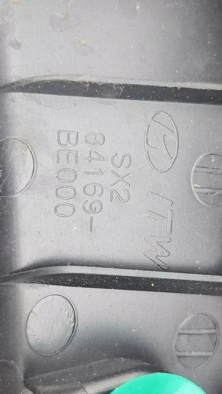 Stötfångarlist Hyundai 84169BE000 Begagnad image 6