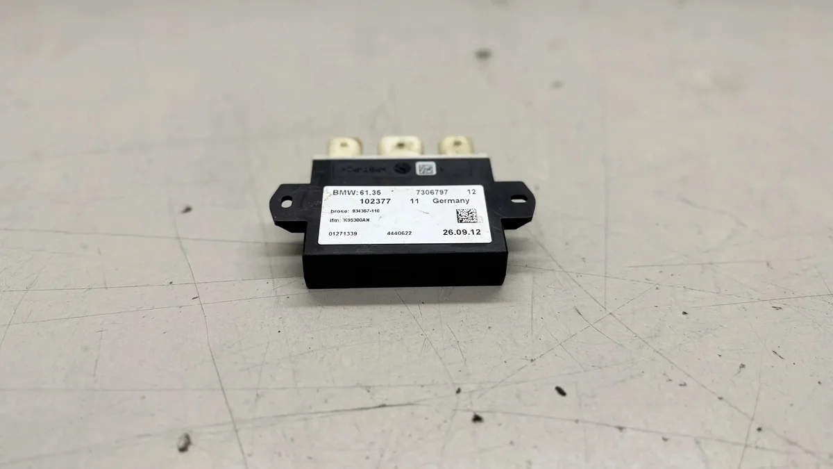 BMW 5 F10 F11 2013 Module Hayon Électrique image 3