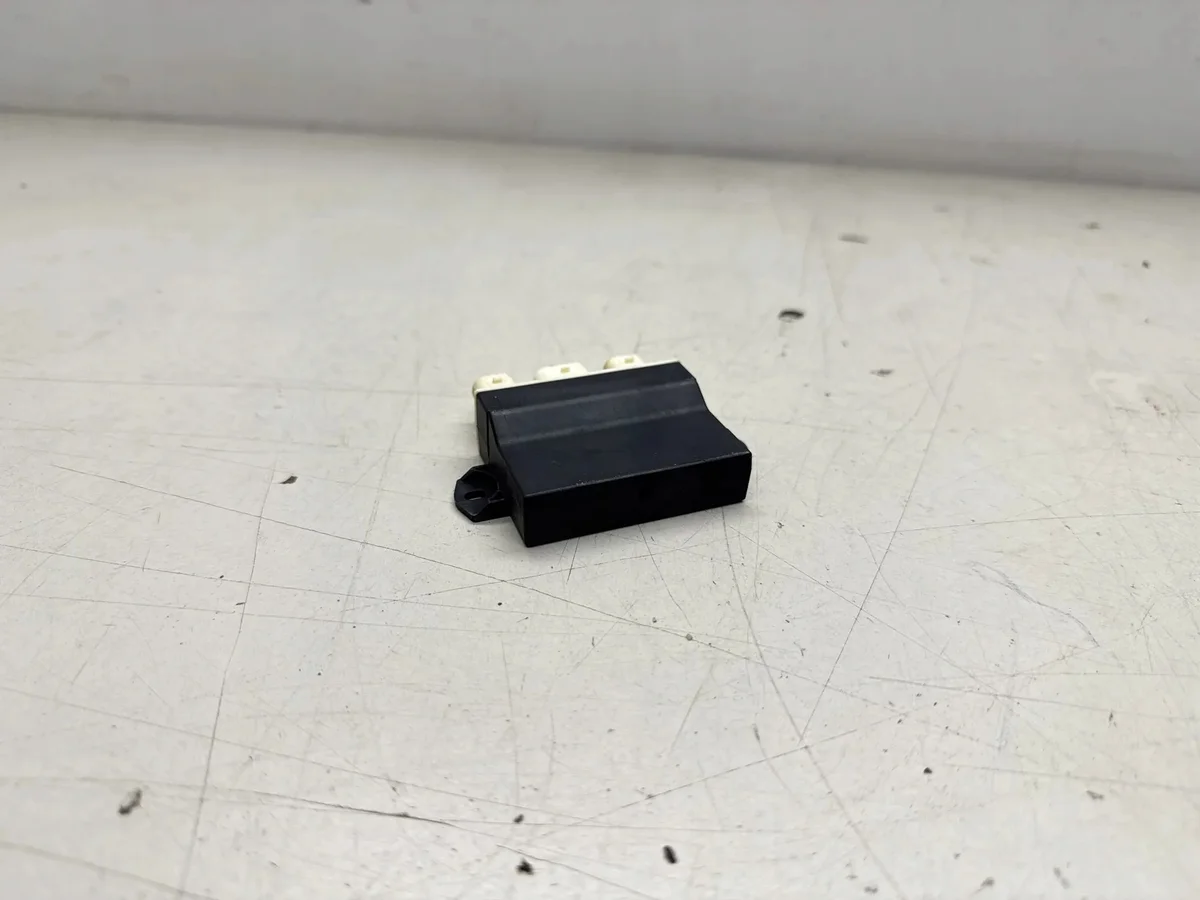 BMW 5 F10 F11 2013 Module Hayon Électrique image 6