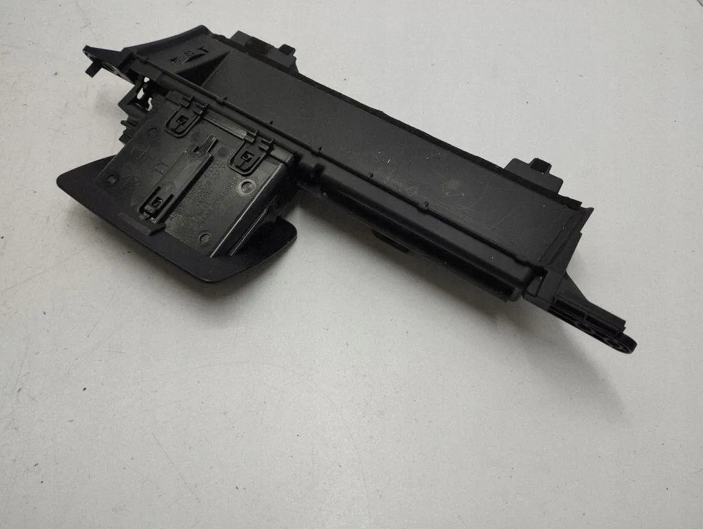Toyota RAV 4 IV Lüftungsgitter 5583342020 image 4