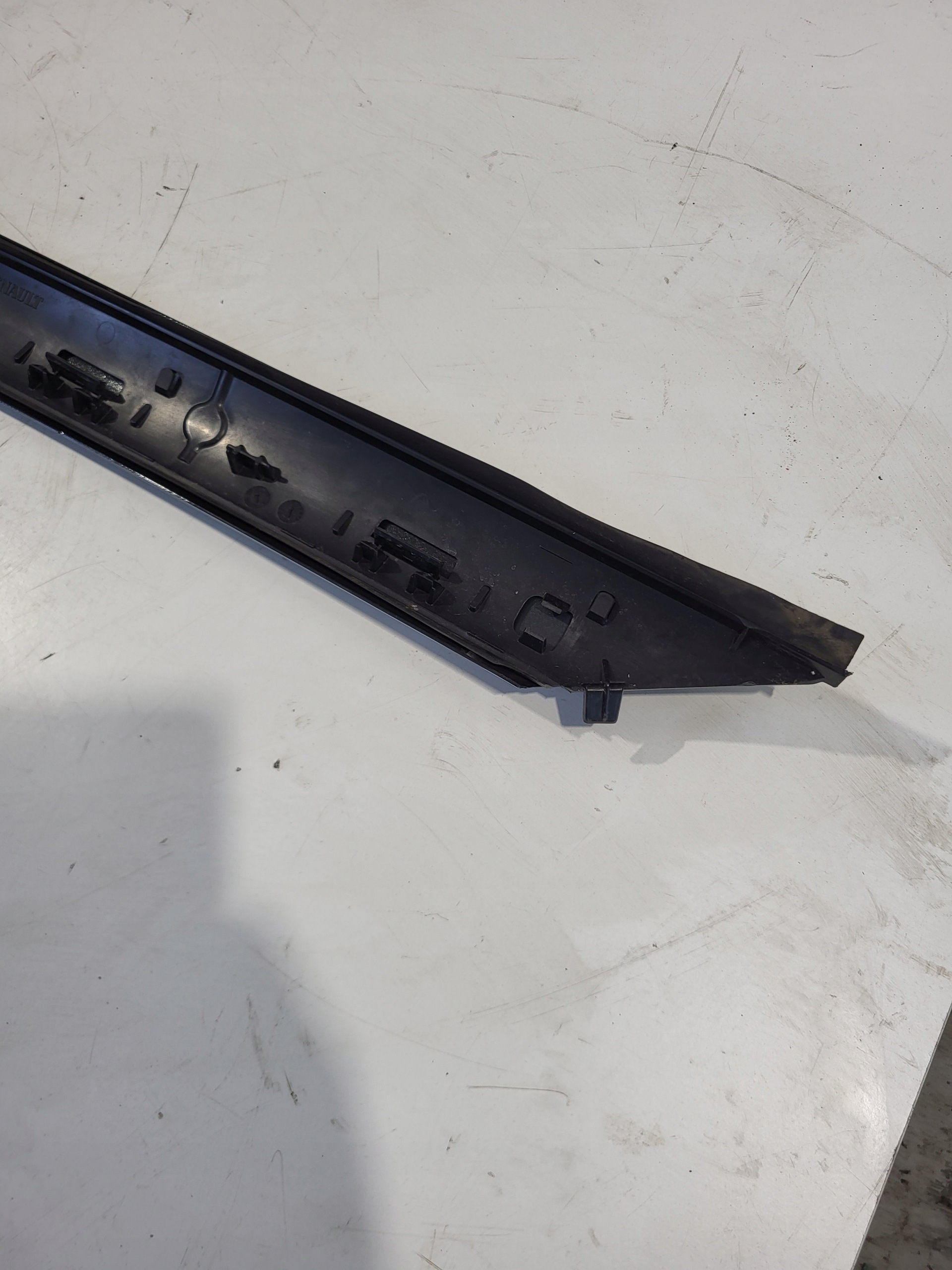 Windschutzscheibenleiste links vorne Renault Scenic 4 727613280R image 7