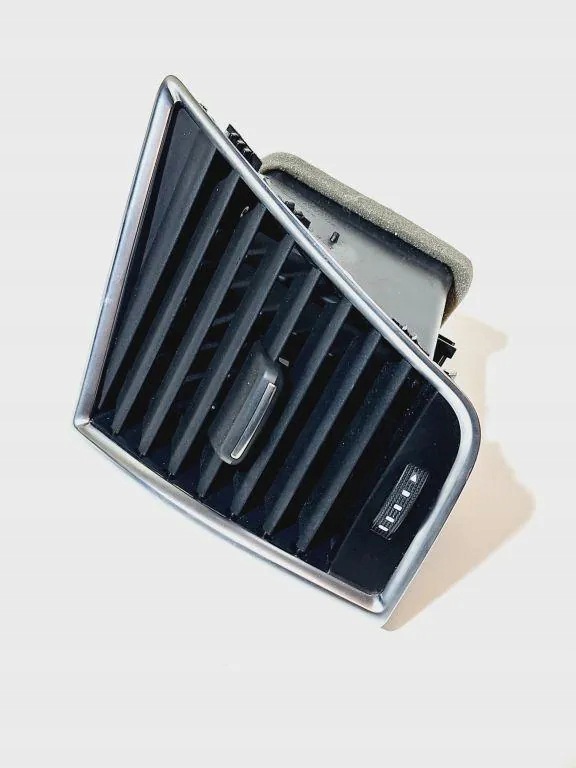 Grille de ventilation arrière Audi Q5 8R image 2