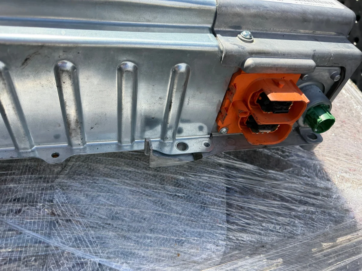 Batterie Peugeot Citroen 2.0 HDI Hybrid 9811265080 image 3