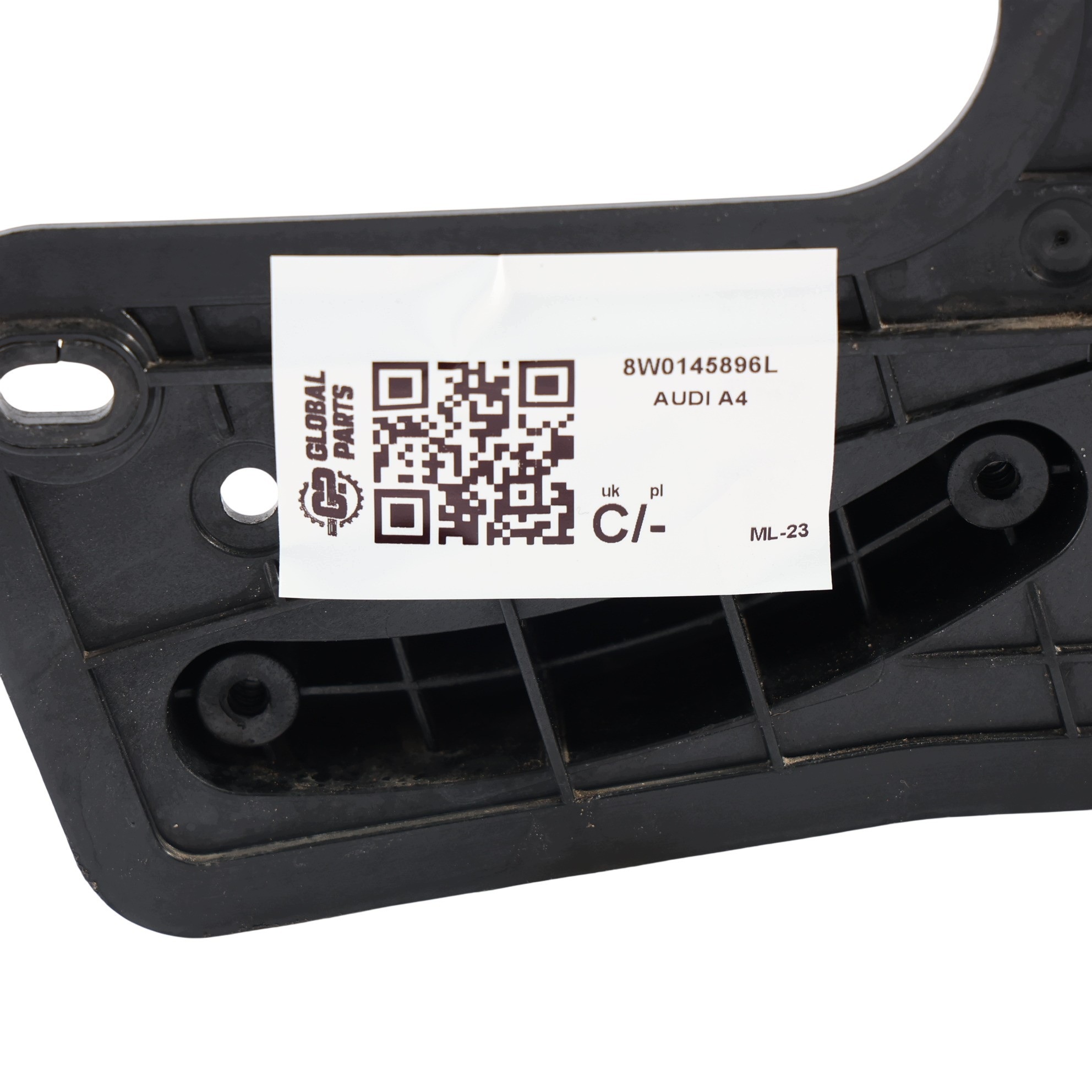 Audi A4 B9 A5 F5 Kühlmittelschläuche Halterung image 2