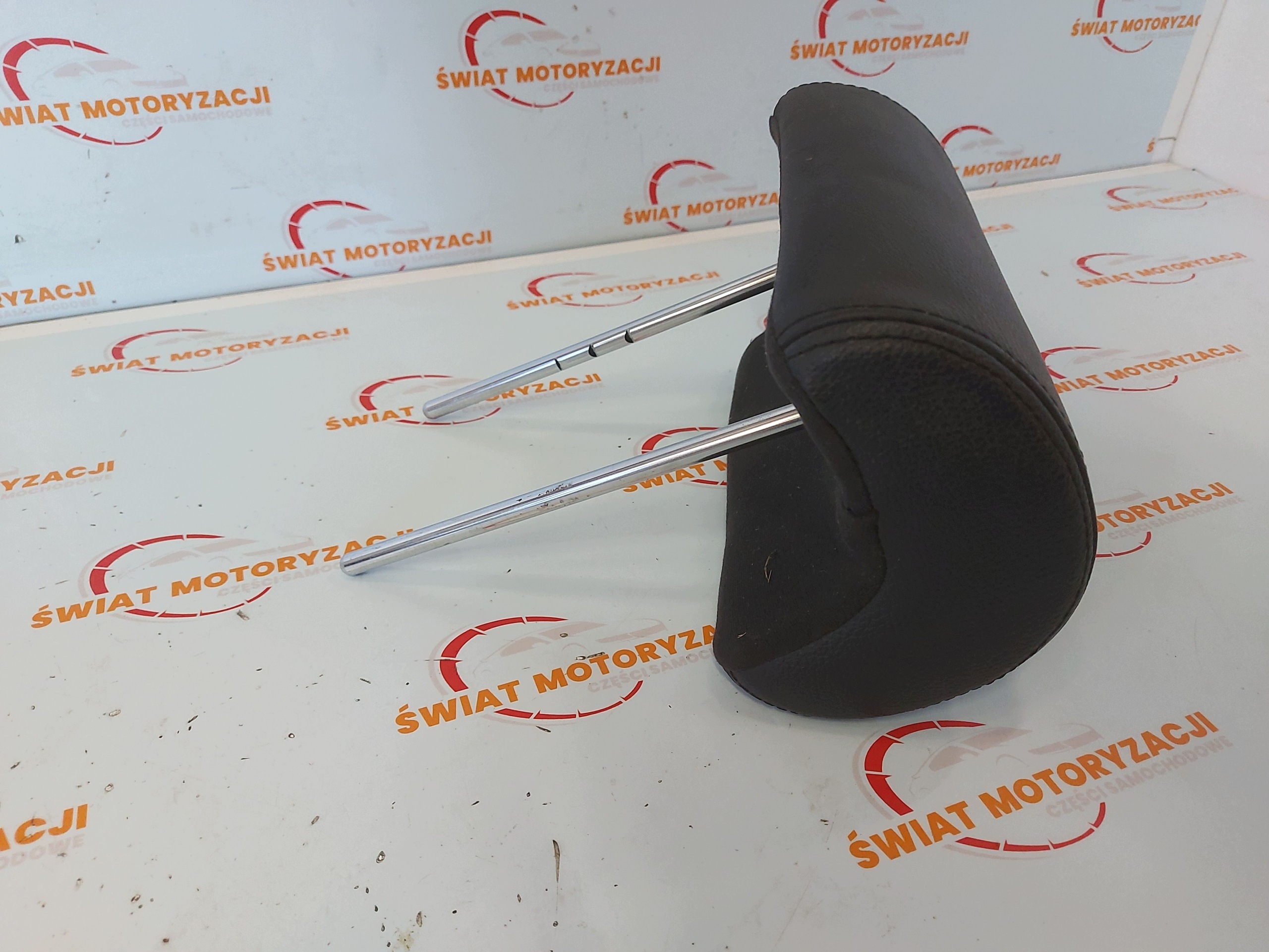 KIA SORENTO II LIFT 14r Kopfstütze rechts hinten OEM NS439 image 2