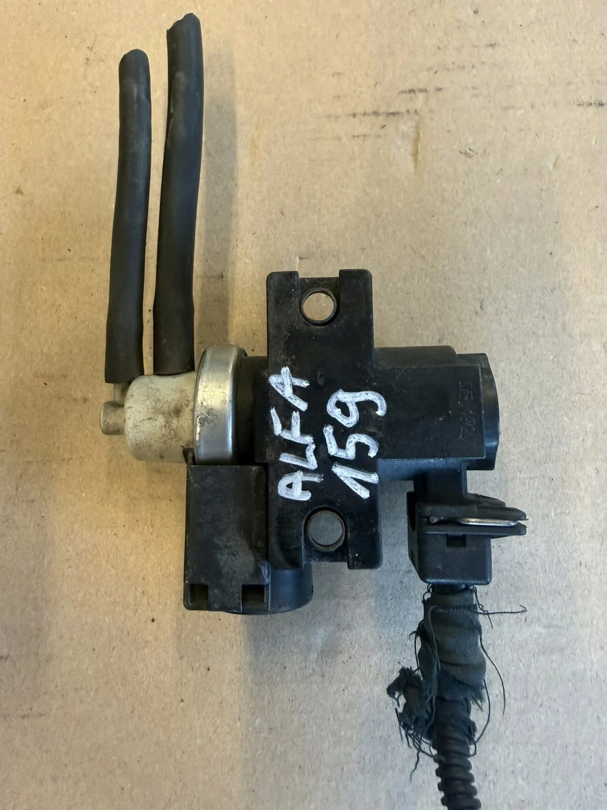 Unterdruckventil Alfa Romeo 159 1.9 JTDM 55188059 image 3