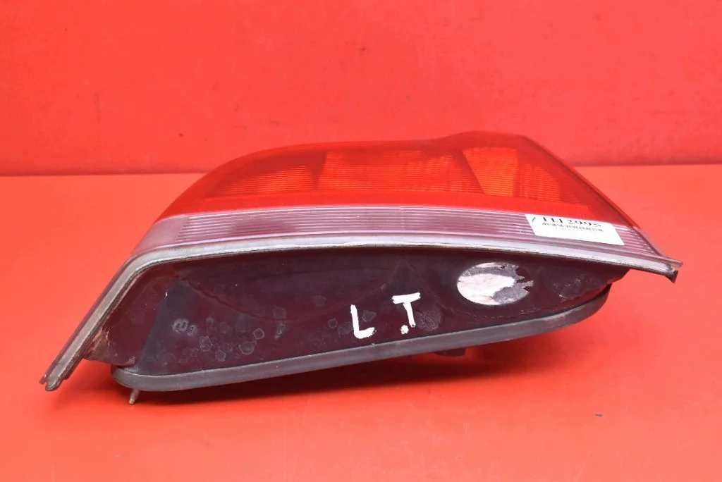 Feu arrière gauche Volvo S60 1 8664079 image 6