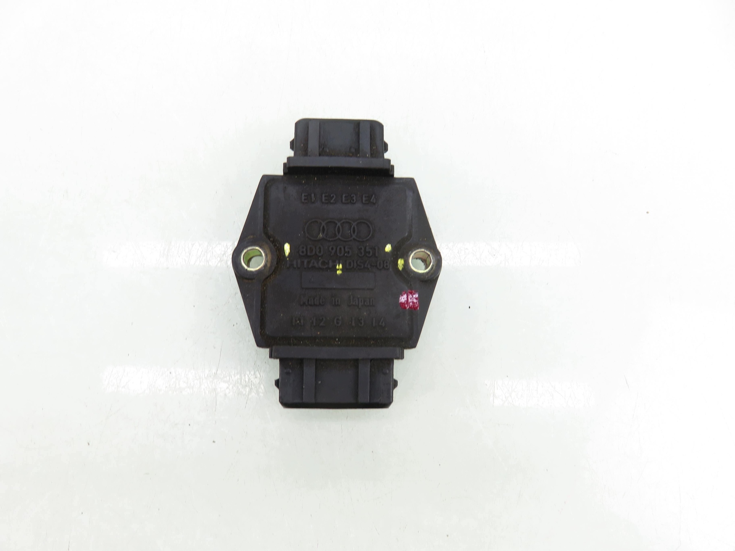 Tändmodul VW Passat B5 1.8T APU 8D0905351 image 2