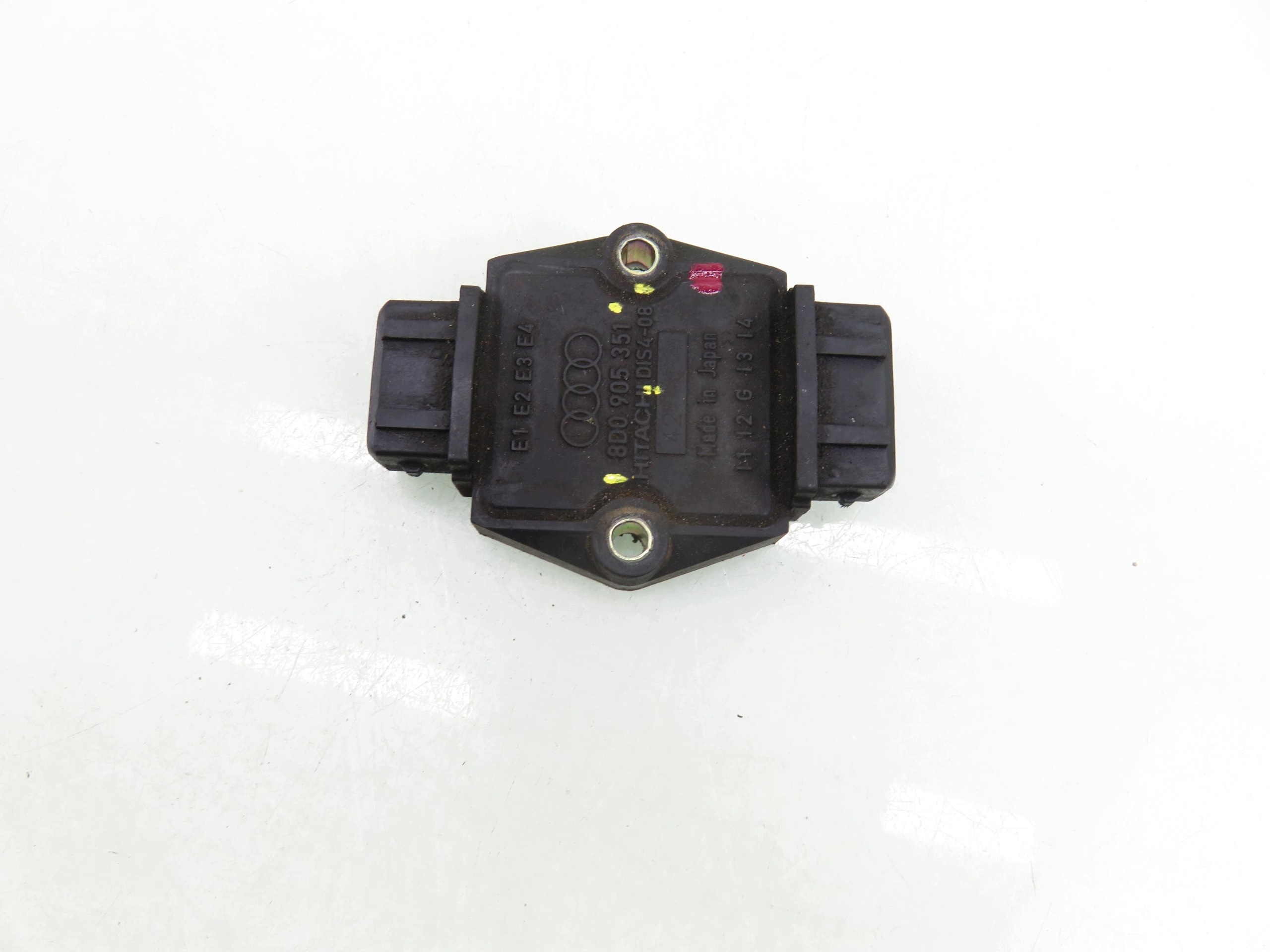 Tändmodul VW Passat B5 1.8T APU 8D0905351 image 8