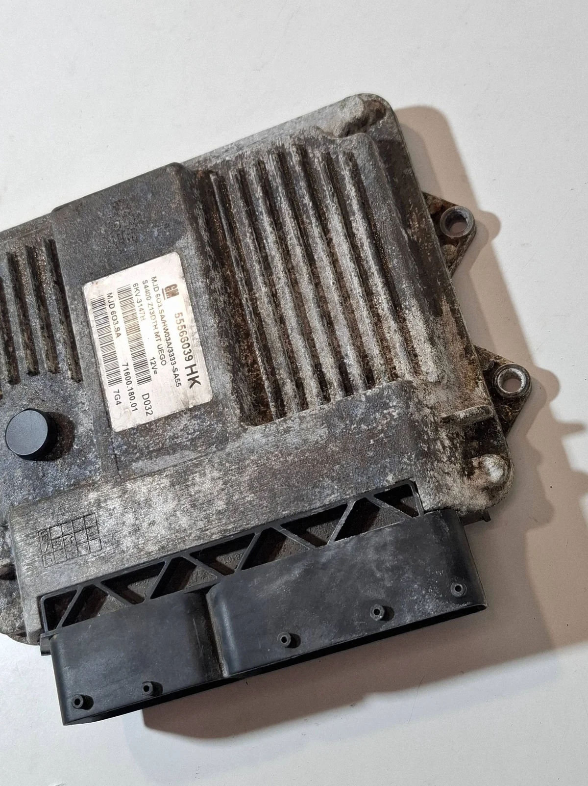 ECU Opel Corsa D 1.3 CDTI 55566039 image 3