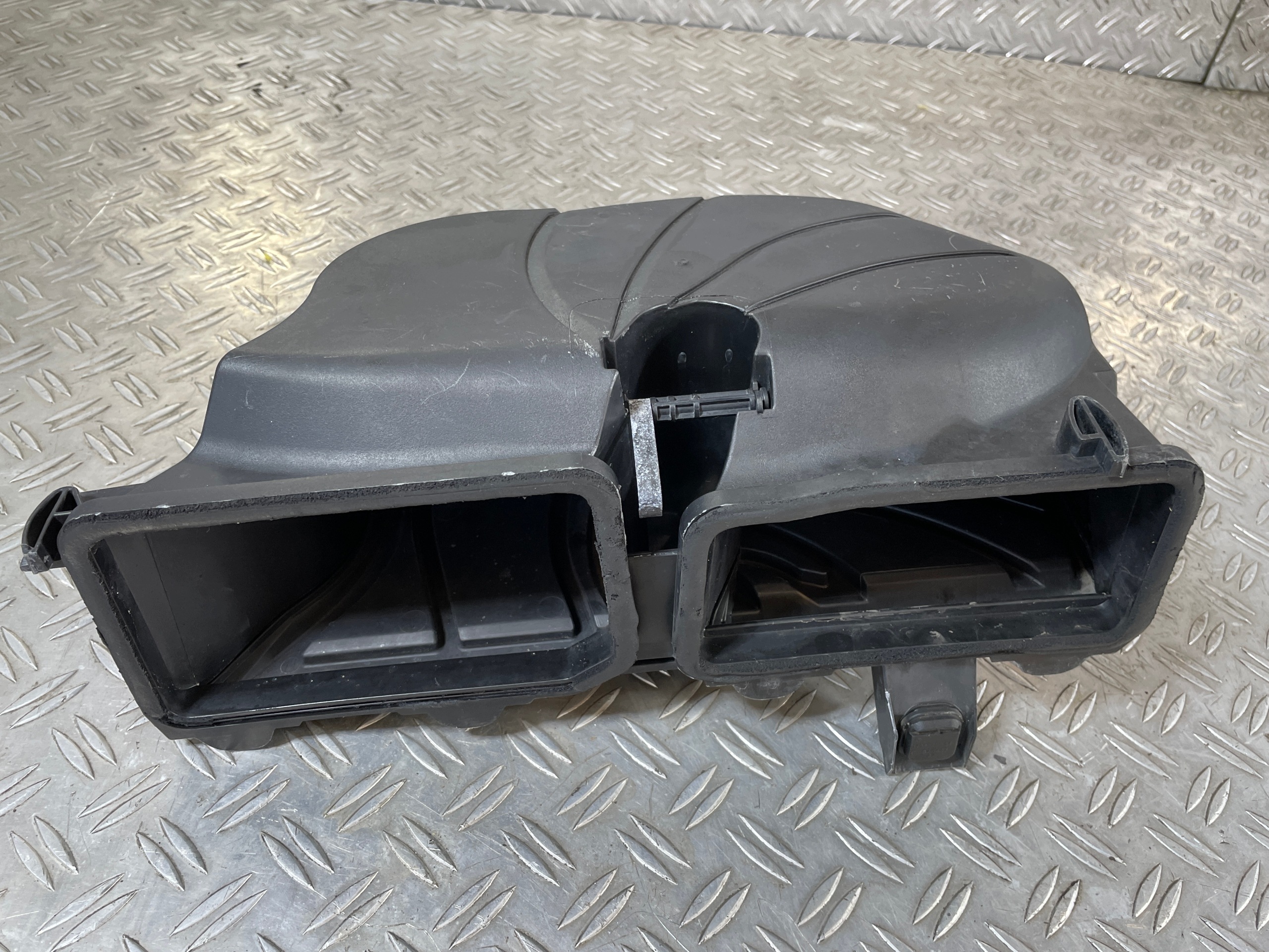 Luftintagsrör Mercedes W204 2.2 A2048303303 image 2