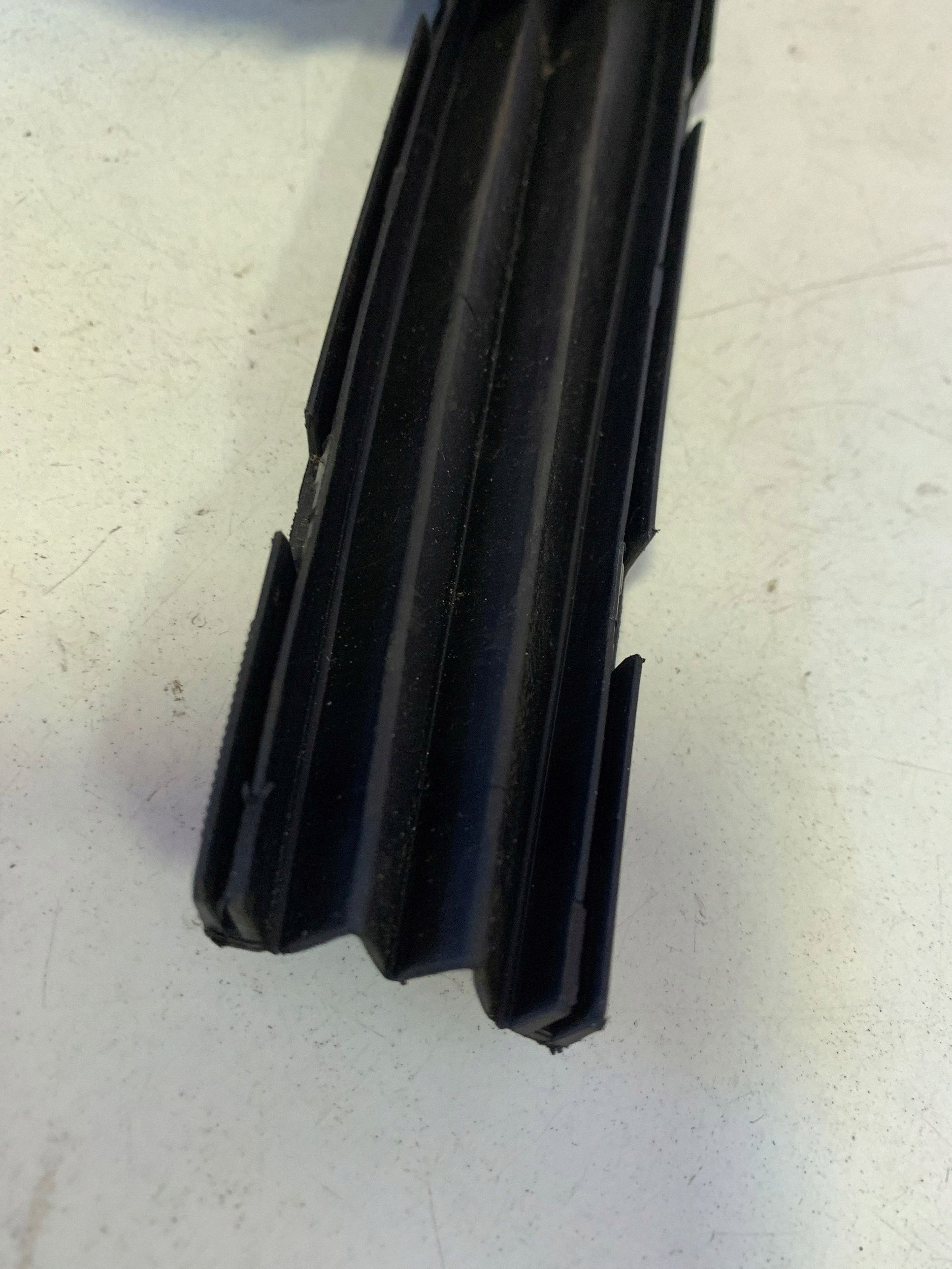 Joint de toit ouvrant BMW 6 E63 E64 7118875 image 3