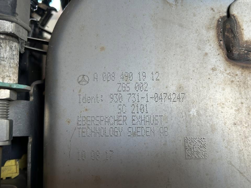 Catalyseur Mercedes Actros MP4 A0084901912 image 6