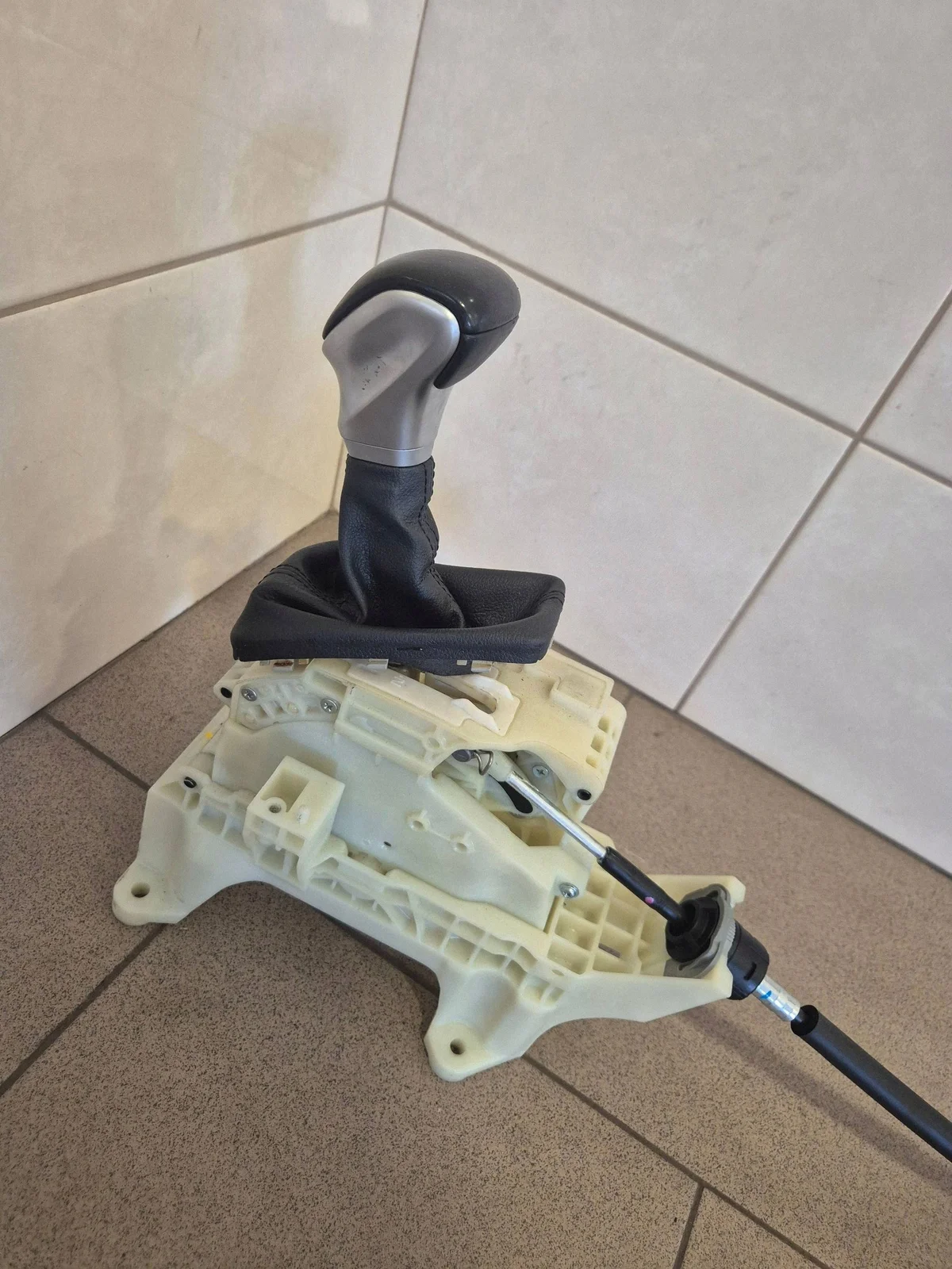 Vaihteenvalitsin KIA Ceed III 1.6CRDI 46700-M6200