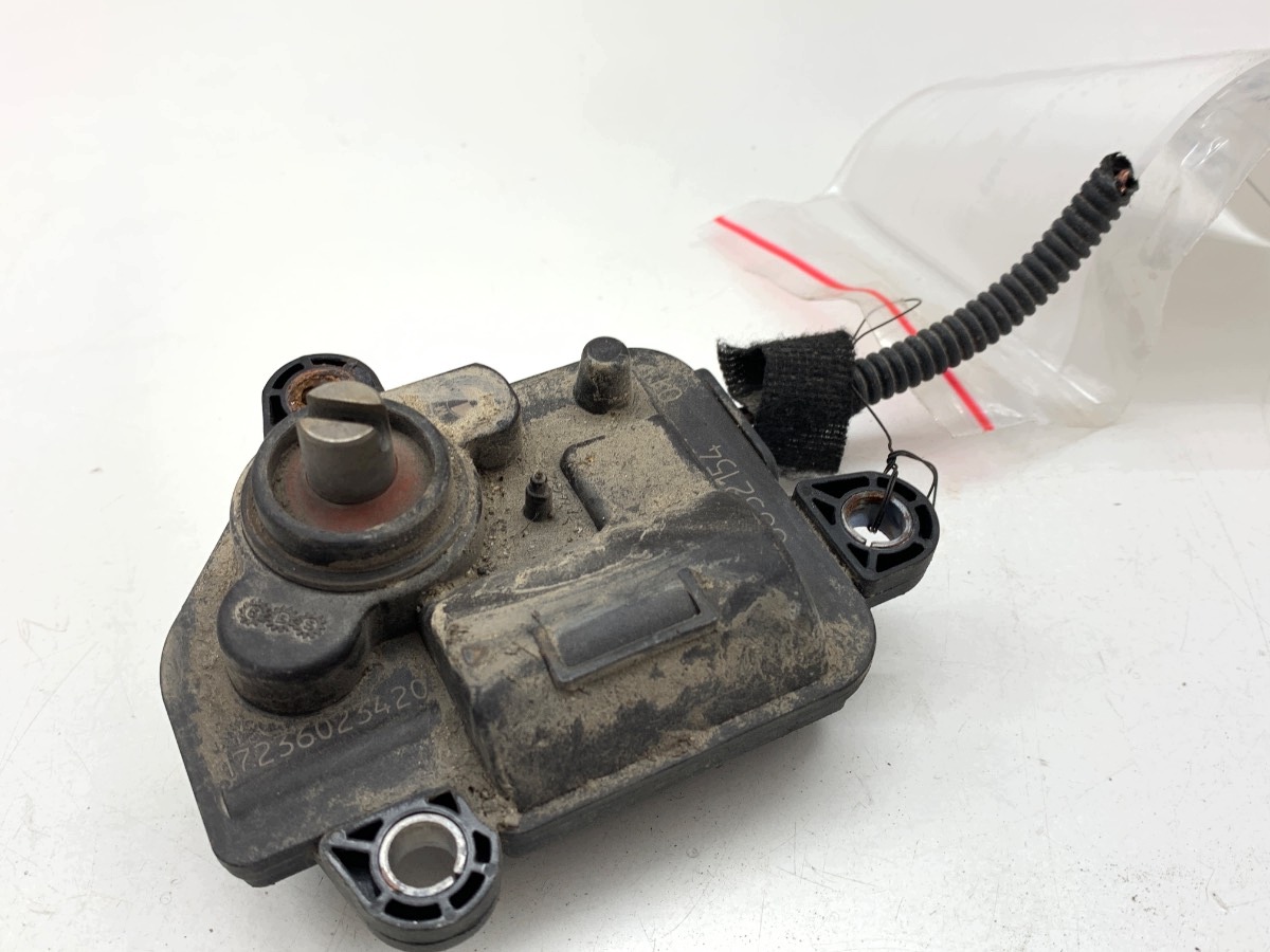 Stellmotor Auspuffklappe BMW F15 8632154 image 3