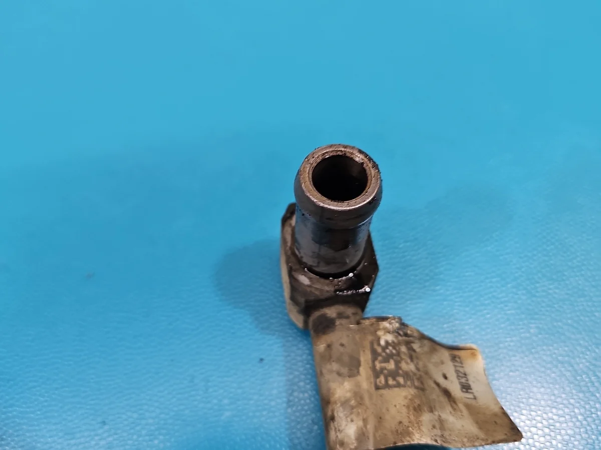 Land Rover L322 4.4 V8 Turboschlauch gebraucht image 5