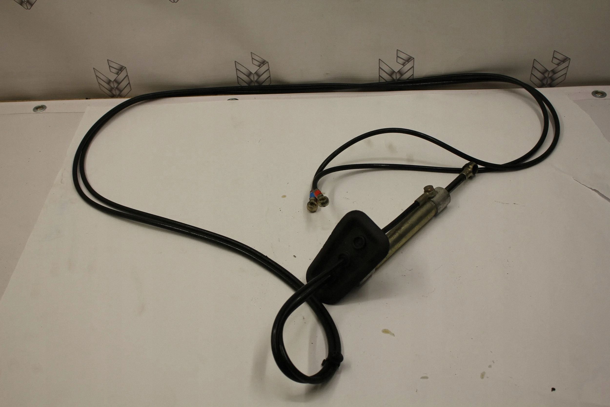 Gasdruckfeder Kofferraum Links Mercedes R W251 A2516460398 image 2