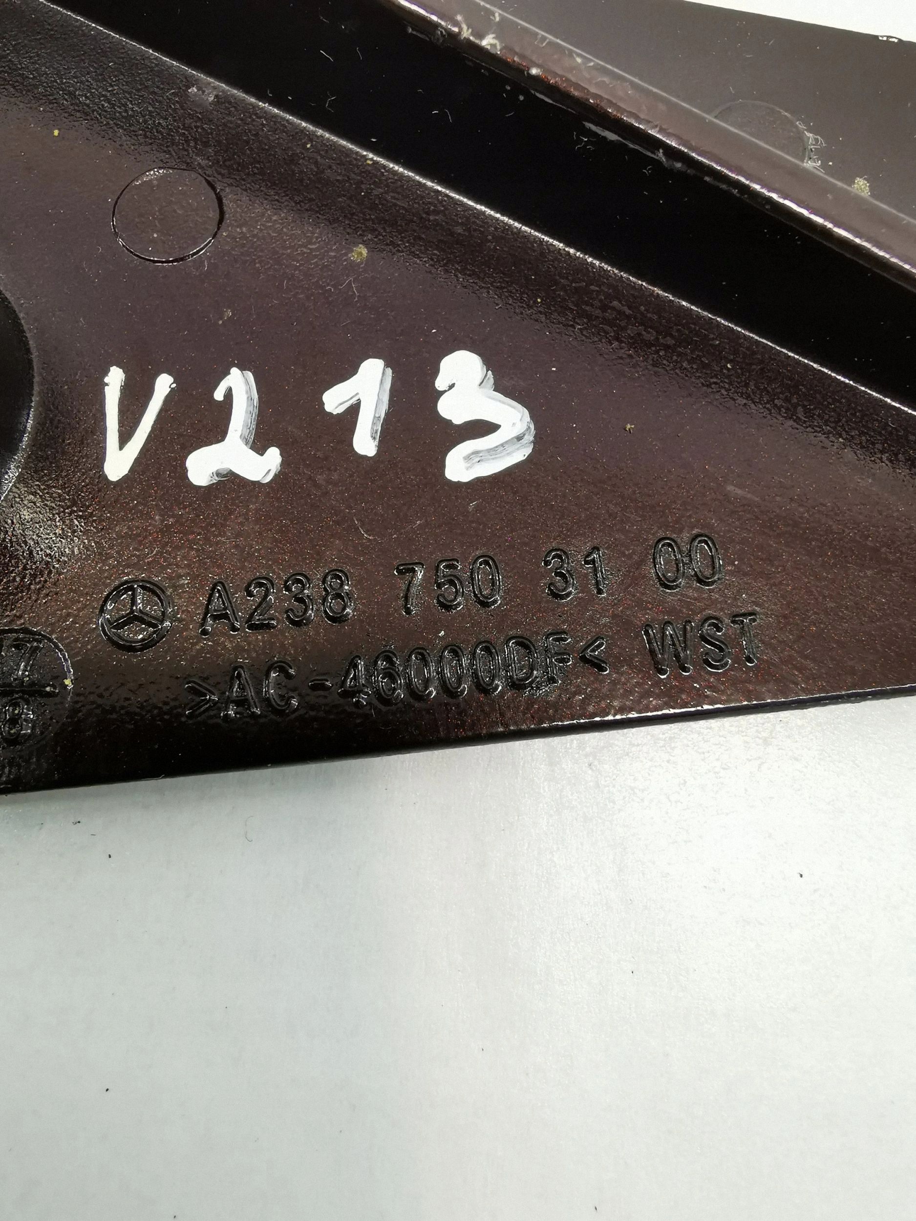 Charnière Coffre Gauche Mercedes W238 image 4