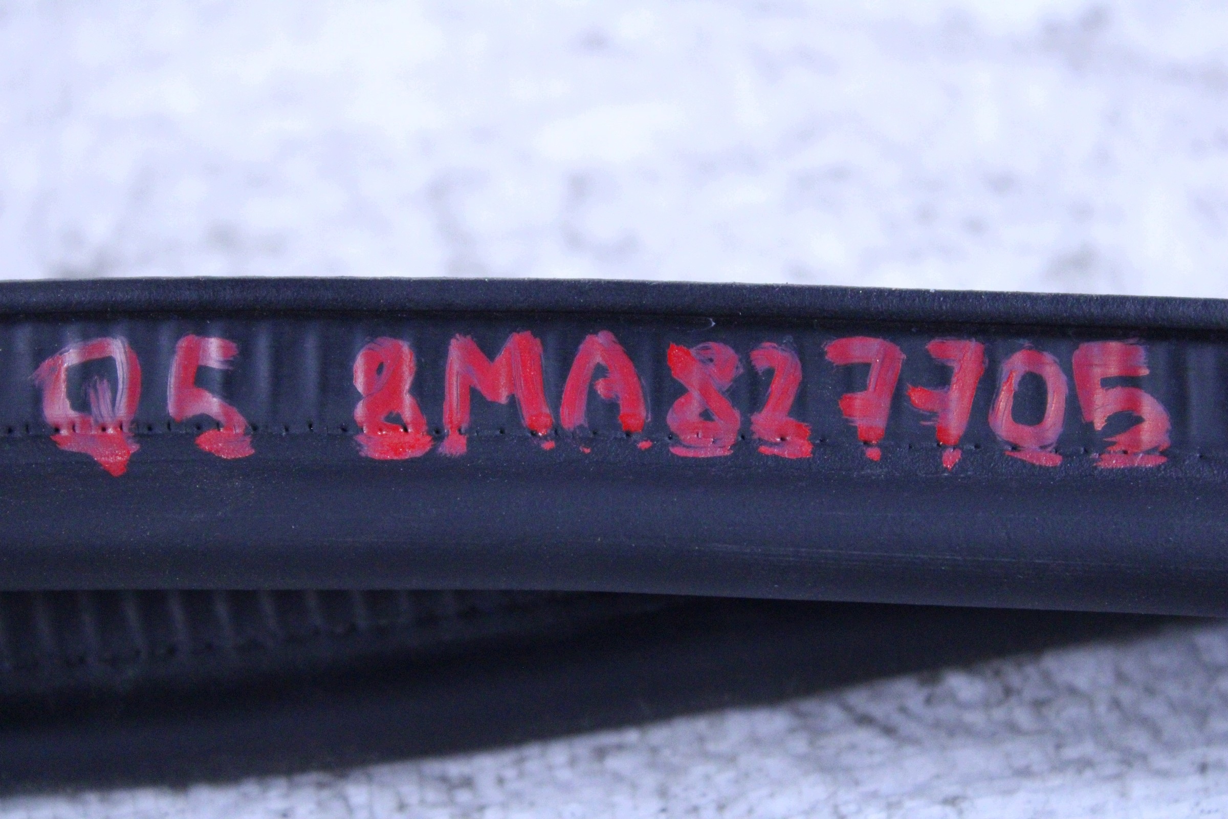 Joint de hayon Audi Q5 8MA827705 image 3