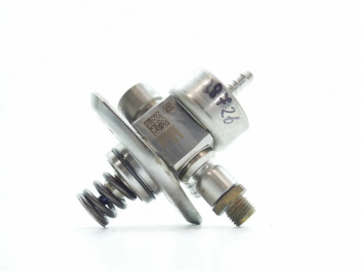Polttoainepumppu 06G127027L VW Tiguan II image 2