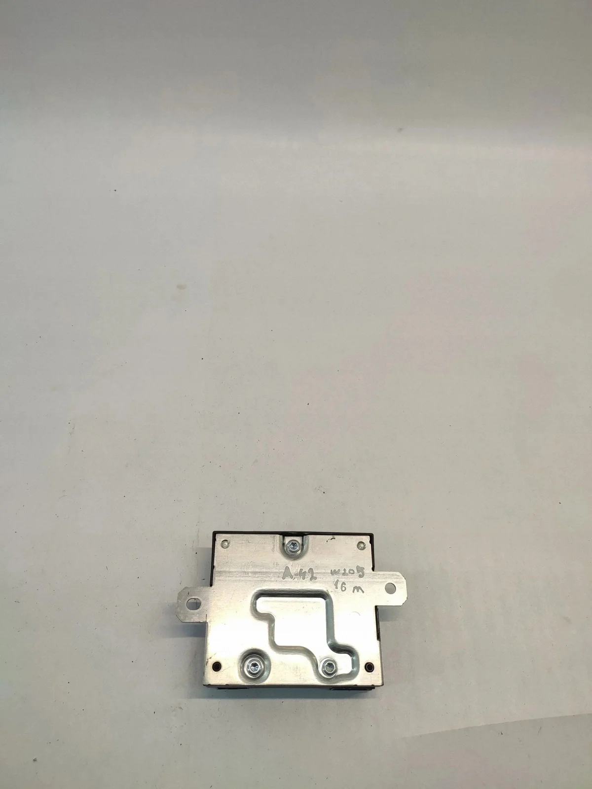 Module pompe carburant Mercedes Classe C W205 A0009004007