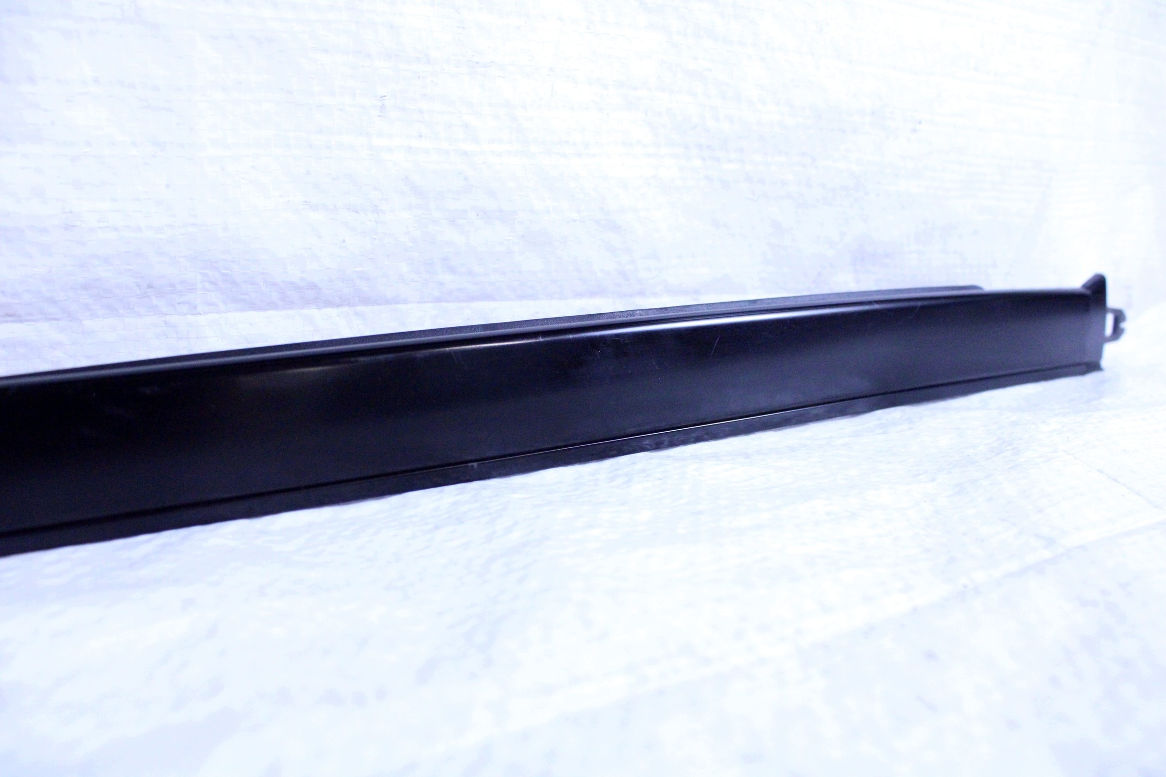 Moldura Para-brisa Mercedes GLE W167 Esquerda image 3