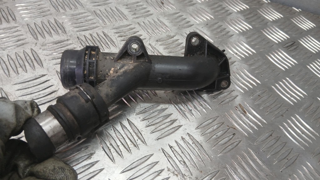 Wasserflansch BMW E46 1.8B 97-03, V-150415-11.53-7505055 image 3