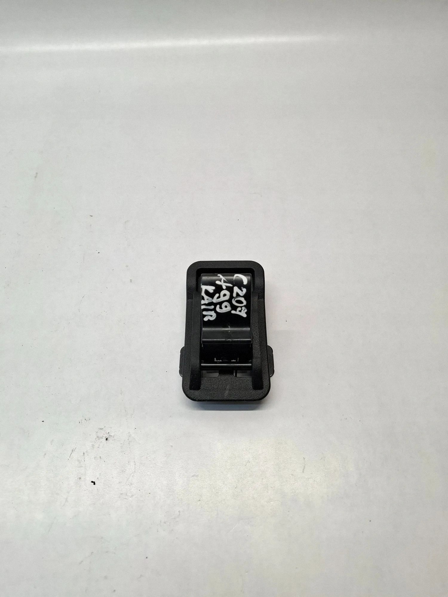 Mercedes-Benz E A207 Linker Dak Zonder Dakconsole image 2