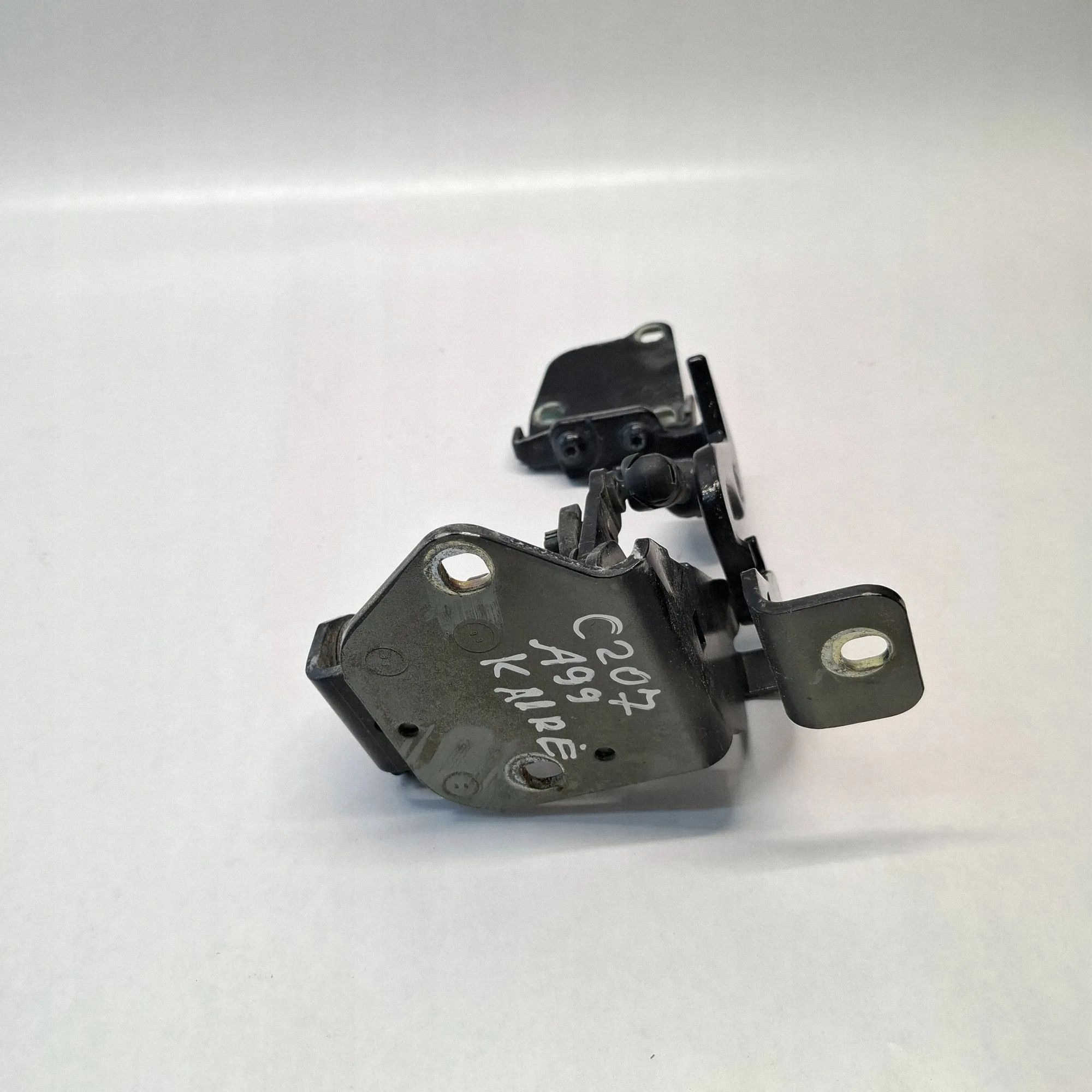 Mercedes E-Class W207 Trunk Hinge Left Rear image 9