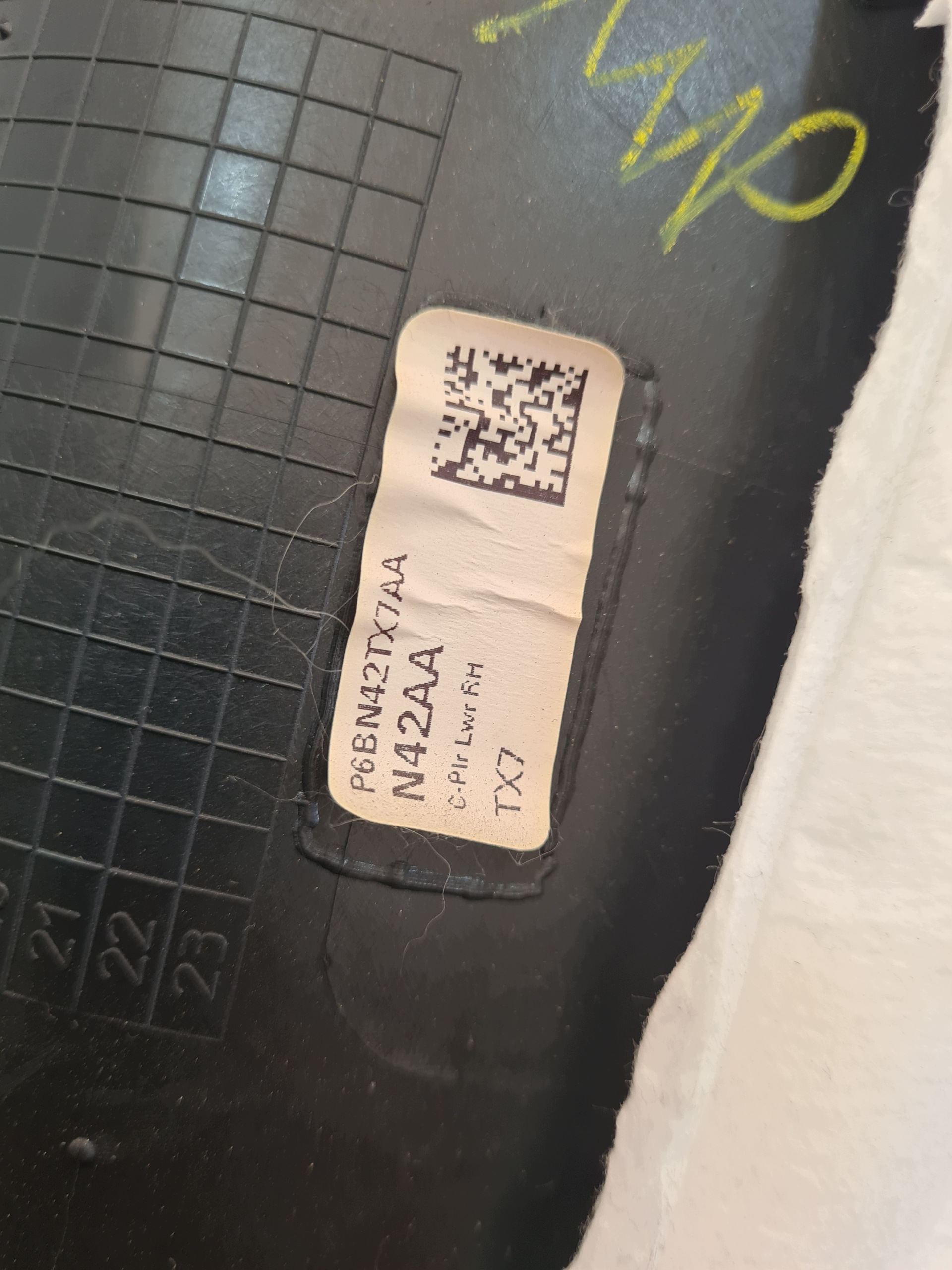 Dodge RAM V 19- Cache Pilier C Droit 6BN42TX7AA image 4