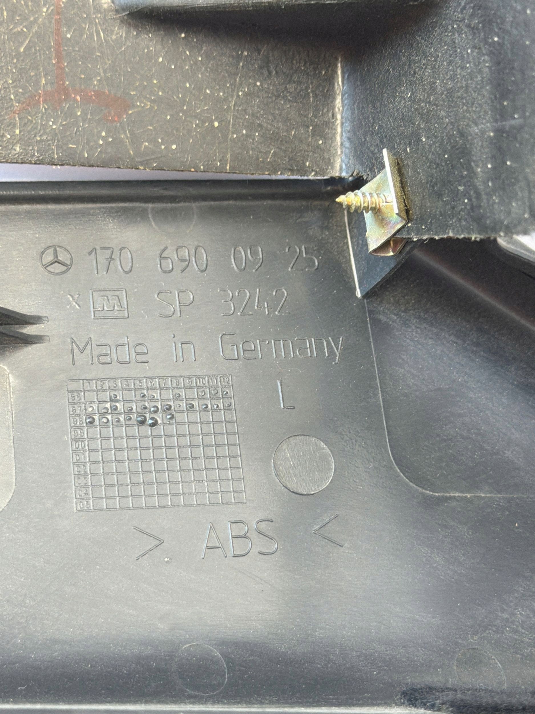 Cache appuie-tête arrière Mercedes R170 1706900625 image 10