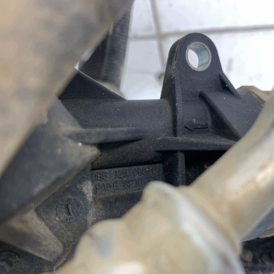 Audi A6 C7 4G LIFT Kühler Ölgetriebe Schläuche image 9