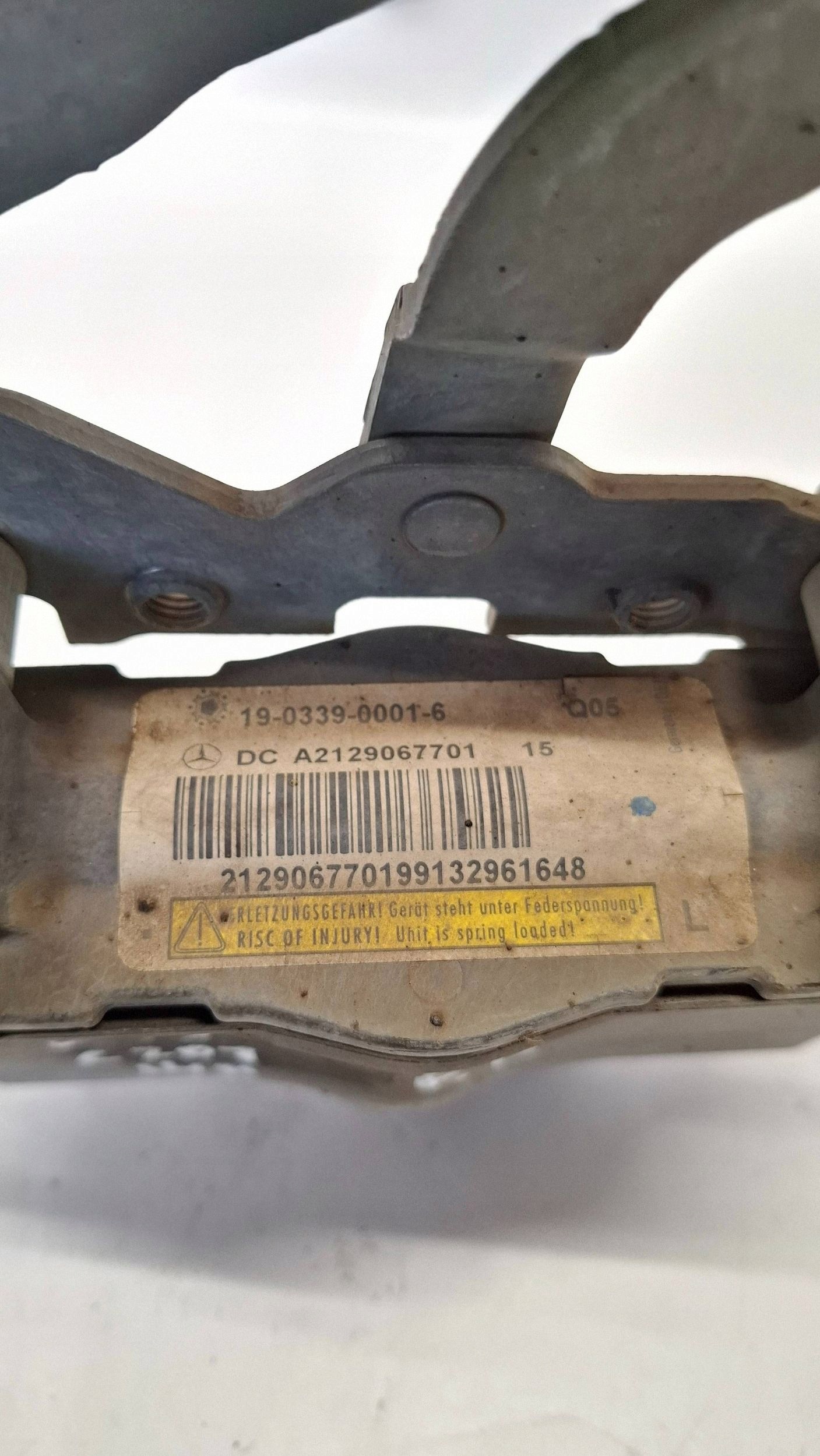 Mercedes-Benz E C207 W207 Masque Actif image 6
