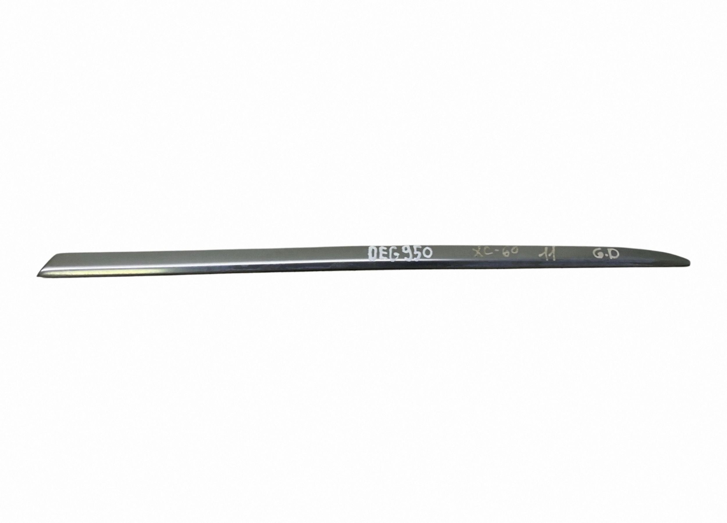 Moulure de vitre latérale Volvo XC60 2011 image 2