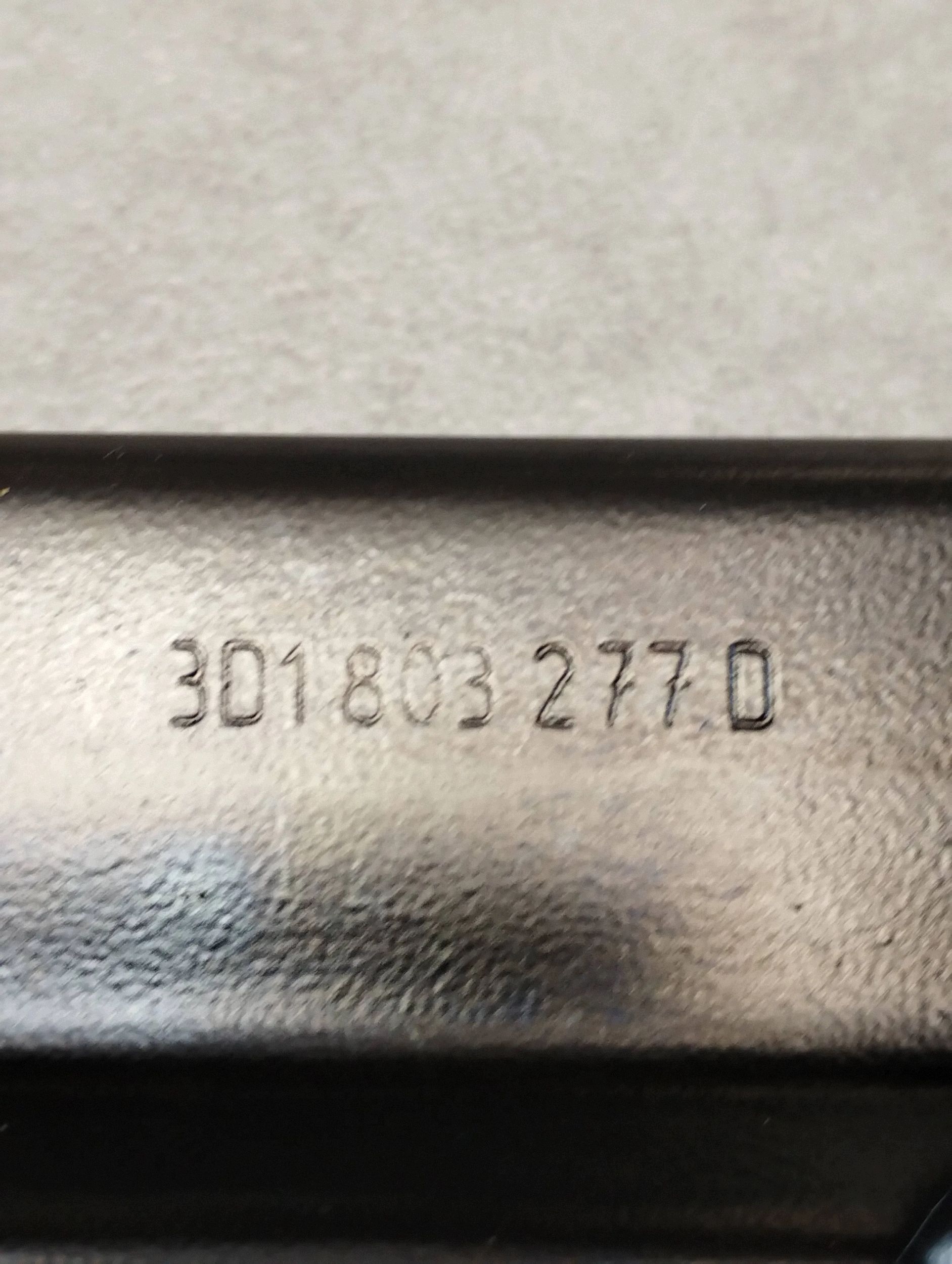 VW Phaeton Bracket 3D1803277D image 3