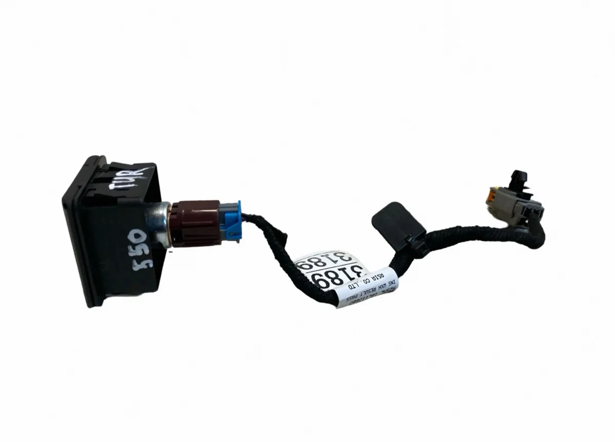 Prise 12V Opel Mokka X 2017 42473189 image 3