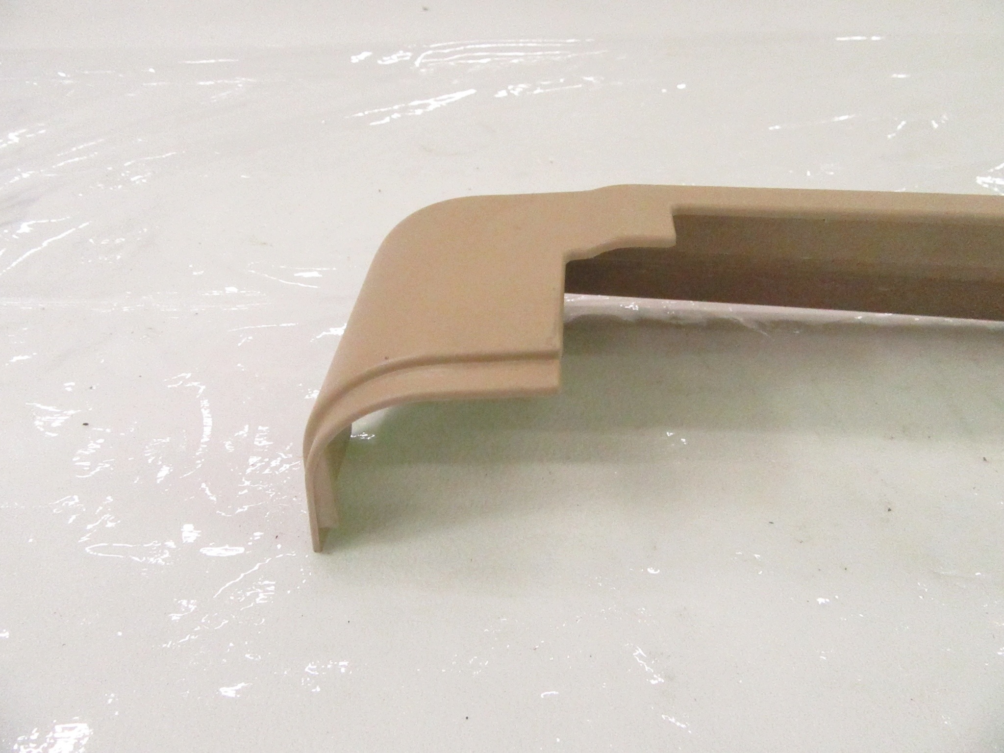 Cache rail siège avant droit BMW E60 E61 image 9