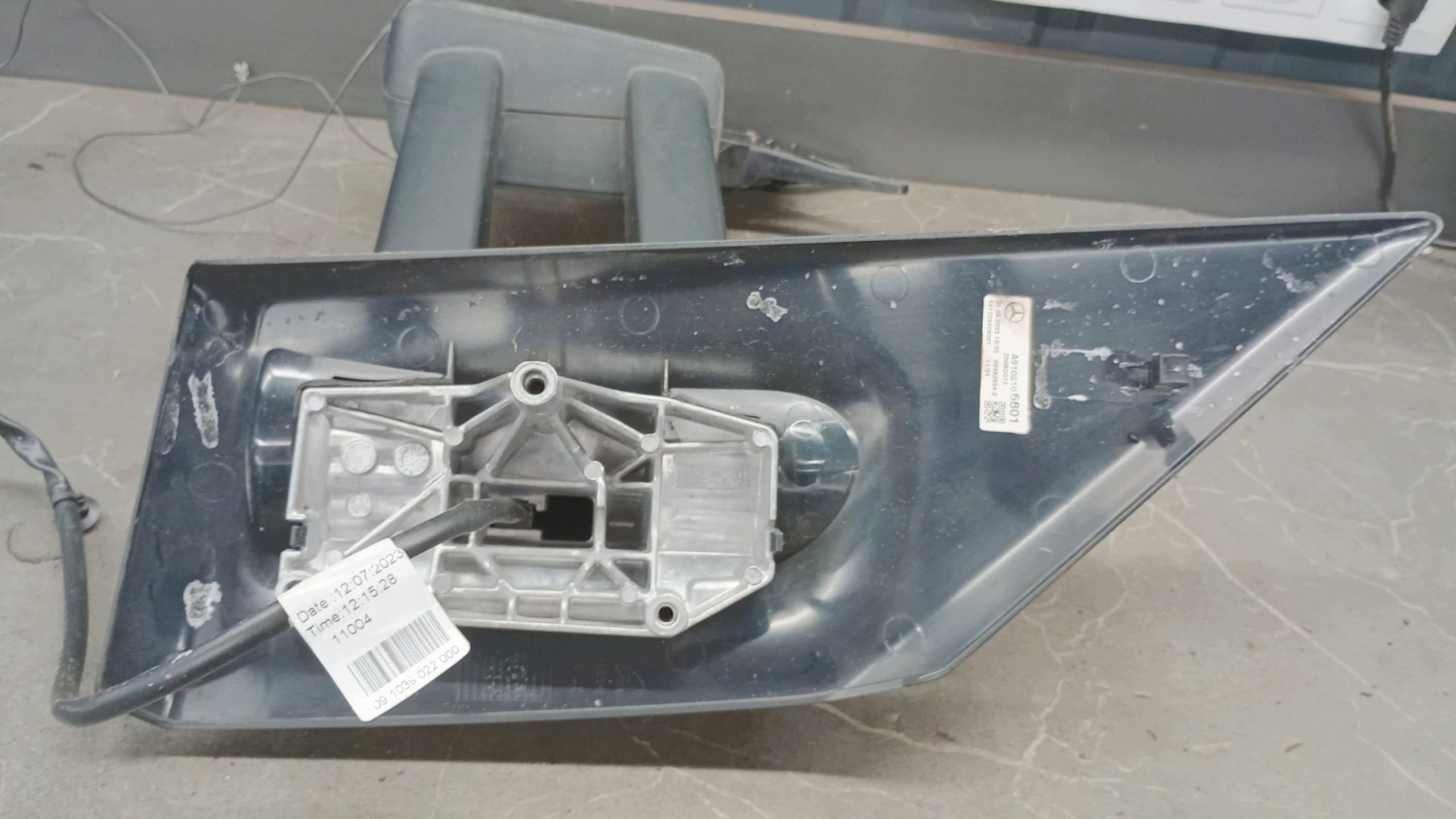 Rétroviseur gauche Mercedes Sprinter W910 a9108106801 image 4