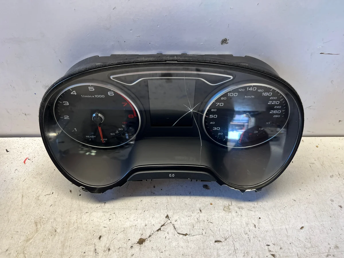 Compteur Audi A3 8V Essence 8V0920871R