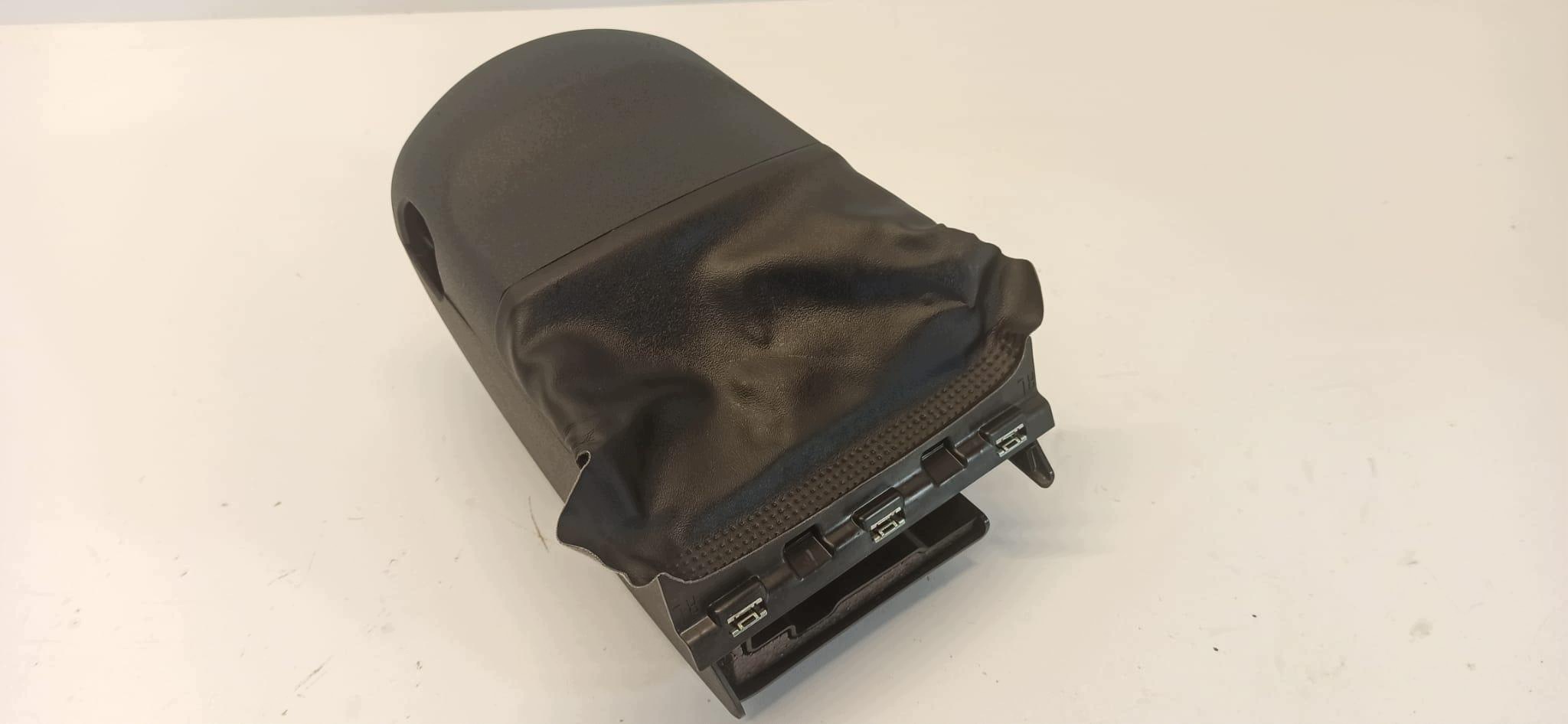 VW Tayron Lenksäulenverkleidung gebraucht image 5