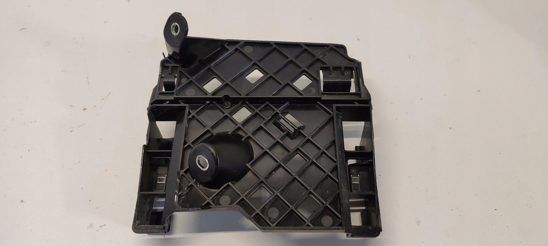 VW Tiguan II Support de commande 5R3906507B image 3