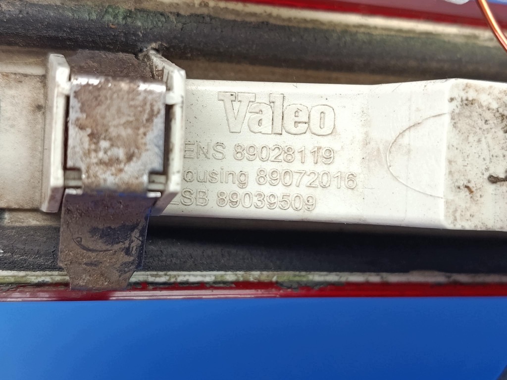 Ford Galaxy MK2 06-10 Zusatzleuchte 3. Bremsleuchte OEM 6M21-13A601 image 5